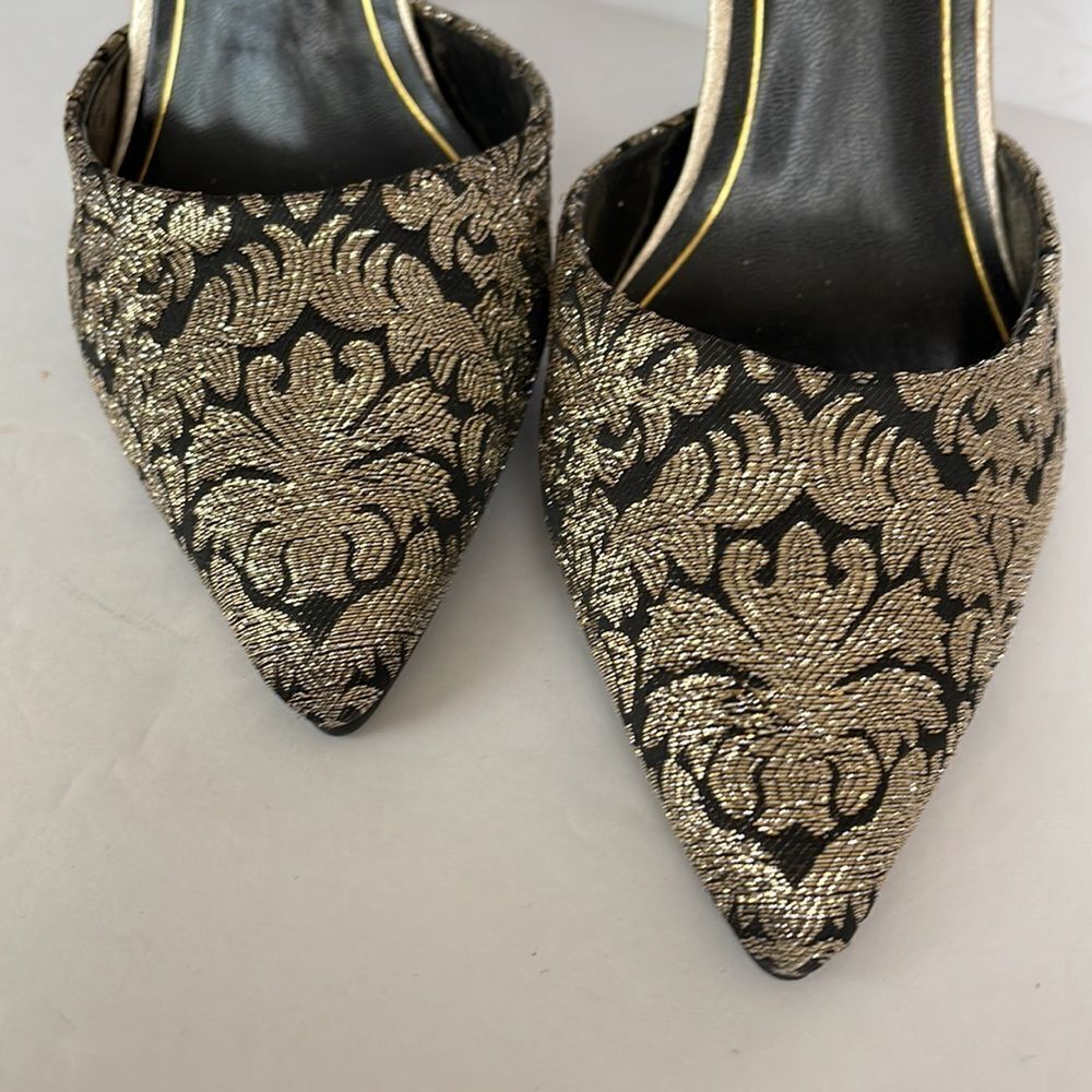 Parisian Gold Brocade High‎ Heel Shoes by Caparros, Size 10B